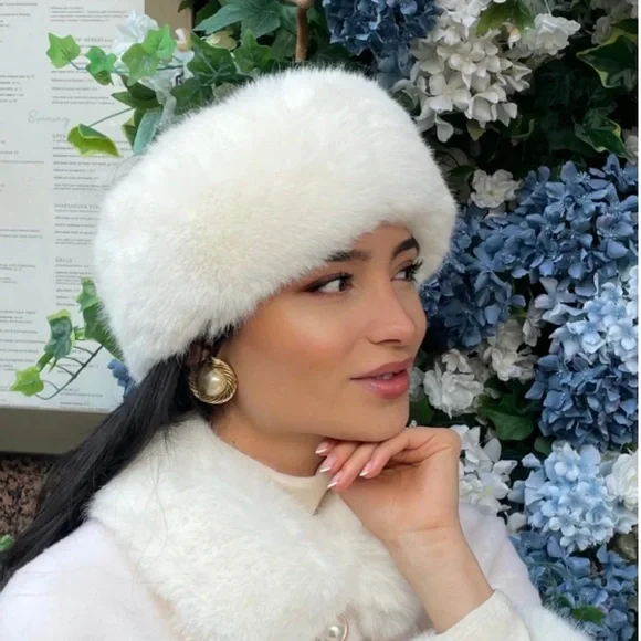 Boho Chic Faux Fur Headband - Picture 1 of 1